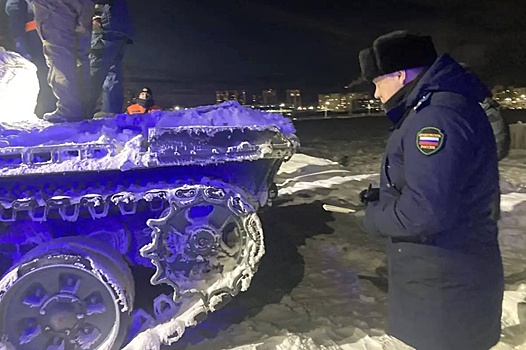 В Якутске мальчик погиб, забравшись в танк