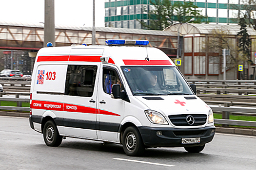 В Москве перевозившая пациента машина скорой помощи попала в ДТП