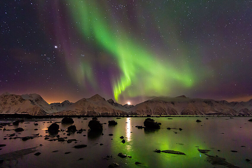 Норвегия.  Лучшее время для поездки: с октября по март, когда идут полярные ночи.