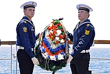 Экипажи «Паллады» и «Седова» почтили память погибших в Цусимском сражении русских моряков