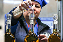 Россиянам разрешили использовать водку от коронавируса