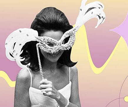 Вдохновение для Хэллоуина: самые роскошные и таинственные балы-маскарады XX века