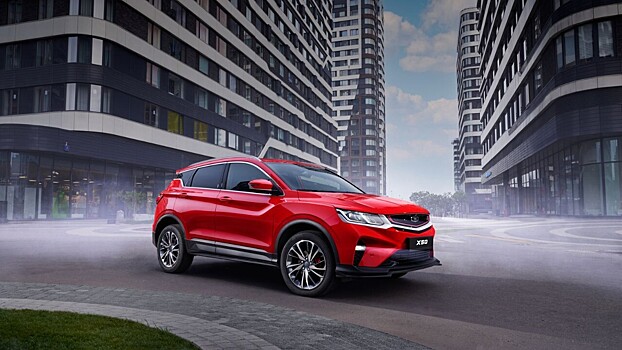 Лукашенко потребовал создать национальную машину Белоруссии