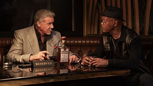 Опубликованы новые кадры из сериала «Король Талсы»