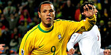 Экс-форвард «Севильи» и сборной Бразилии Луис Фабиано завершил карьеру