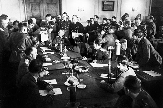 Почему СССР перестал воевать с Германией лишь в 1955 году
