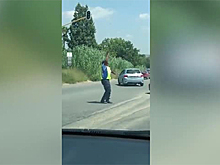 Танец регулировщика из ЮАР прославился в сети