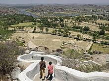 Прожившая восемь лет в индийской пещере россиянка вернулась домой