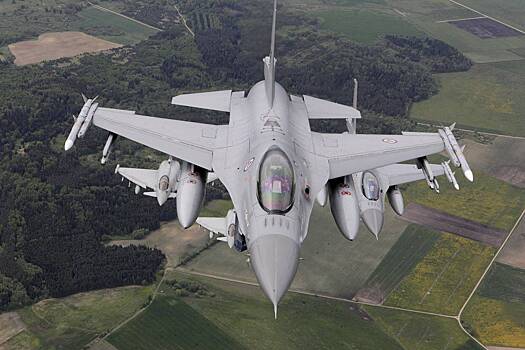 Украина оказалась сбита с толку из-за задержек в поставках F-16