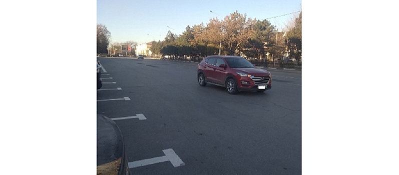 &laquo;Не водитель, а богиня&raquo;: автохамка удивила соцсети Новочеркасска