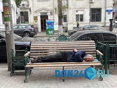 Бездомным нужна поддержка: представитель Донской митрополии о бомжах