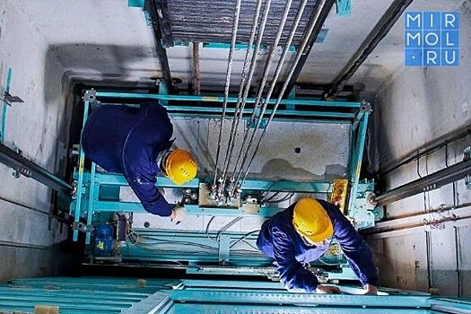 Многоэтажки Дагестана оснастят новыми лифтами производства кизлярского завода