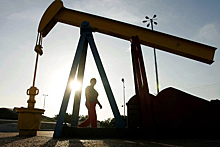 Нефть дорожает в ожидании данных по запасам в США