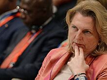 Экс-глава МИД Австрии Кнайсль покинула совет директоров "Роснефти"