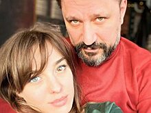 Дочь не общается с молодой женой звезды «Счастливы вместе» Виктора Логинова