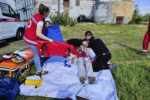 Спасти людей и уцелеть самому