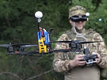 Украинский дрон атаковал «КамАЗ» и здание администрации в Белгородской области