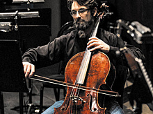 Раритетная виолончель: в театре "Шостакович Опера Балет" появился антикварный инструмент