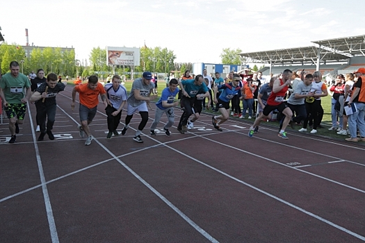Уралвагонзавод открыл летний спортивный сезон массовым забегом