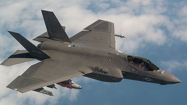 Япония и США в мае проведут совместные учения с участием новых истребителей F-35
