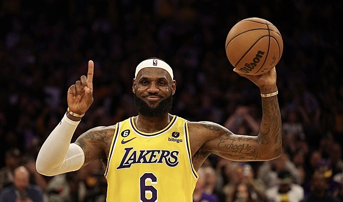 Lakers 34 deals