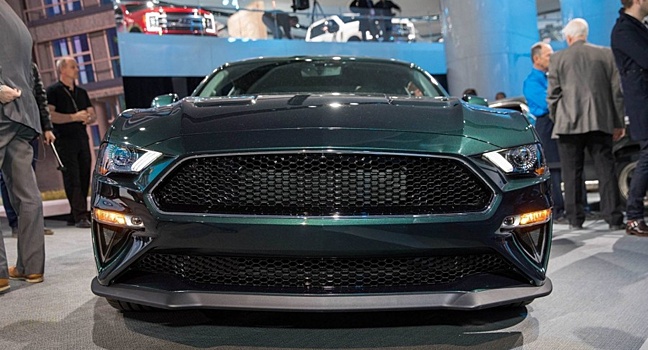 Компания Ford вывела на испытания мощный Mustang GT