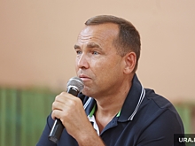 Губернатор Шумков связал падение рубля с политикой Центробанка