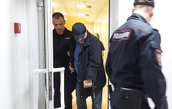 Следователь ходатайствовал о заключении под стражу новосибирского адвоката Смышляева