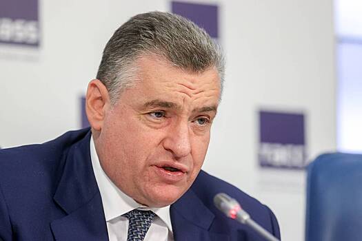 В России обвинили Стармера и Макрона в подталкивании Европы к третьей мировой войне