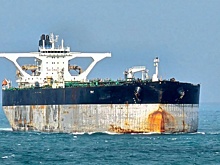 Астраханец с танкера "Маринера" рассказал о связи с близкими из плена