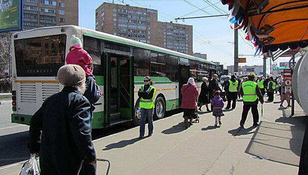 В Москве 25 апреля пустят дополнительные автобусы до кладбищ