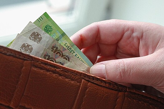 На 30% рухнули реальные зарплаты россиян