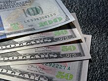 Нигерия девальвировала свою валюту в попытке привлечь иностранных инвесторов