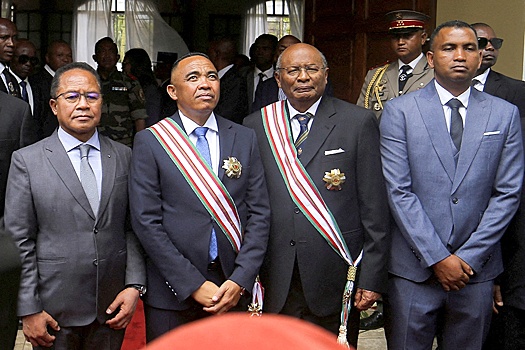 Посол РФ на Мадагаскаре провел встречу с новыми властями островного государства