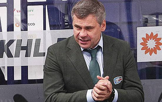 Квартальнов подписал новый контракт с хоккейным клубом "Ак Барс"