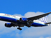 United Airlines могут оштрафовать за непригодный самолет