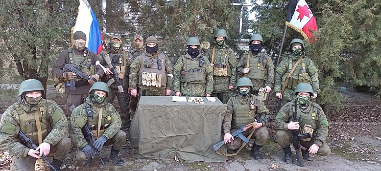Удмуртских бойцов полка территориальной обороны «Италмас» имени Калашникова наградили медалями