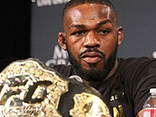 Джон Джонс поставил поединок за пояс UFC под угрозу срыва