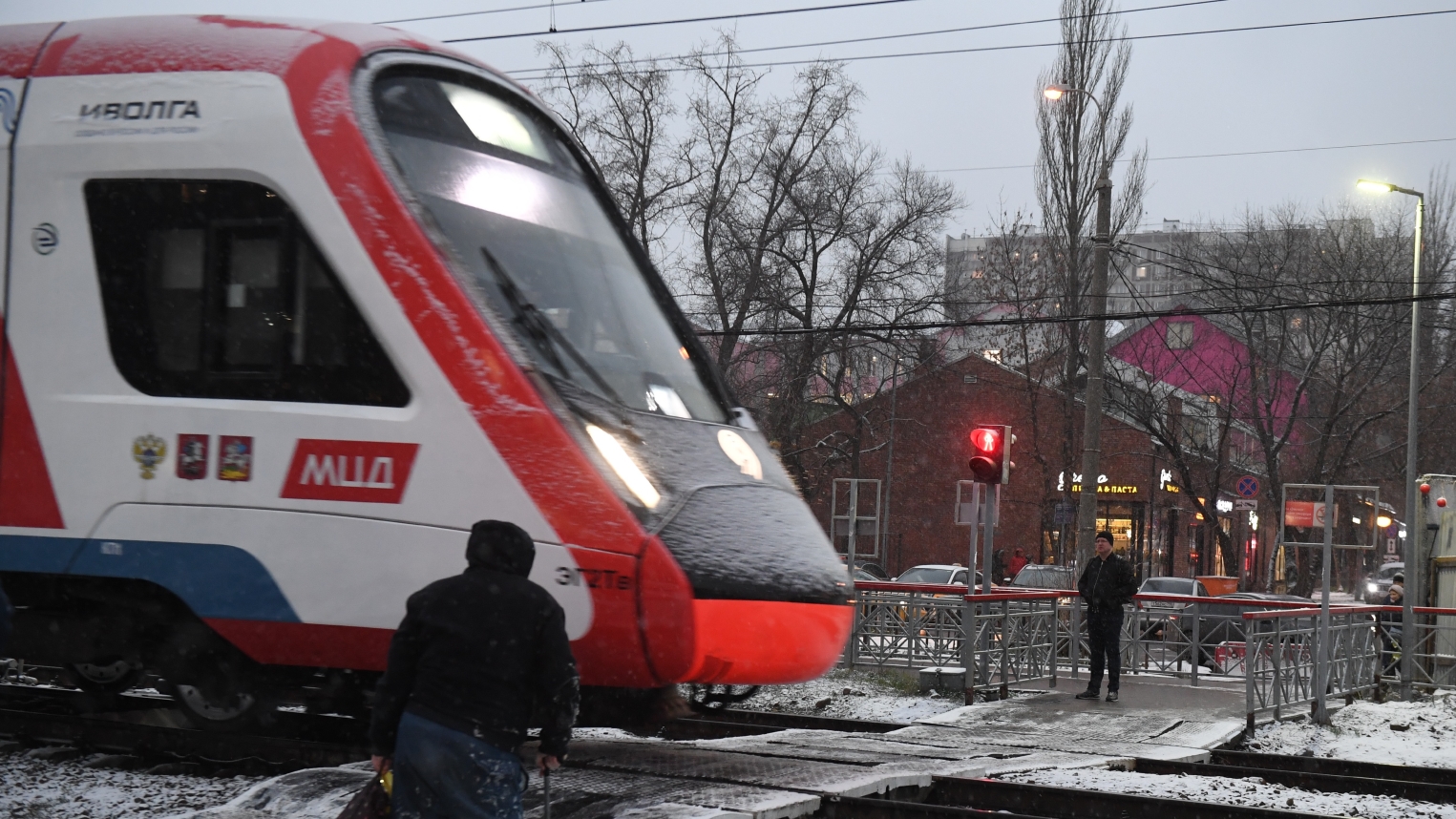 В Москве приостановили движение поездов на МЦД-2
