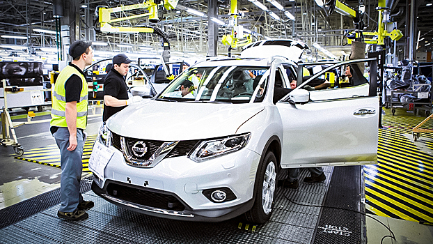 Nissan снизит объемы производства в России из-за падения спроса