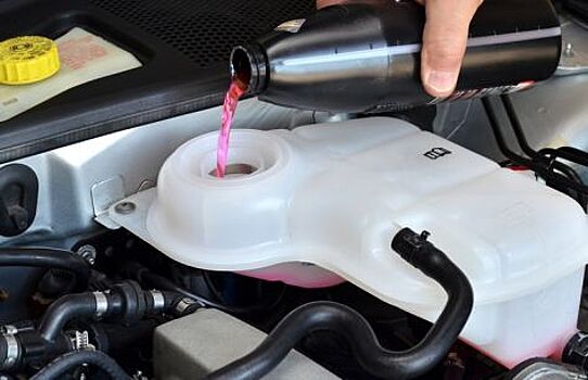 Устранение воздушной пробки из системы охлаждения автомобиля