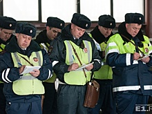 Инспекторы Екатеринбурга начали ловить на дорогах пешеходов-нарушителей