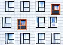 Новые окна устанавливают в зданиях Сокольского педколледжа