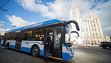 Московские автобусы и троллейбусы украсят ко Дню Победы