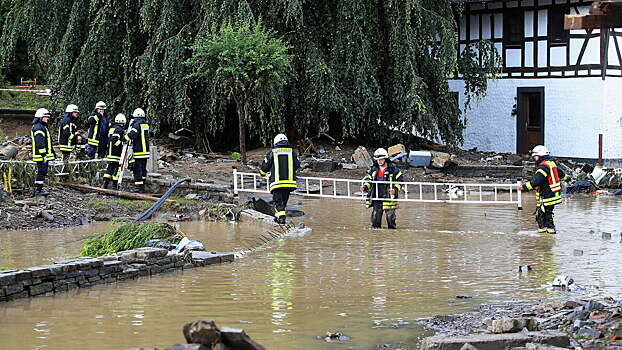 Немецкие футбольные власти выделят 3 млн евро пострадавшим от наводнения. «Бавария», «Дортмунд» и «Гладбах» тоже помогут