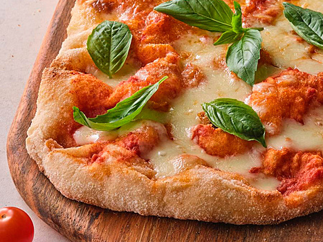 Блюдо недели: пицца «Маргарита» — классика, которую можно приготовить дома