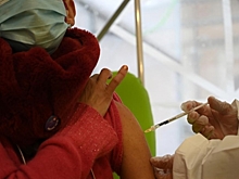 Профсоюзы Италии сочли обязательную вакцинацию политическим вопросом