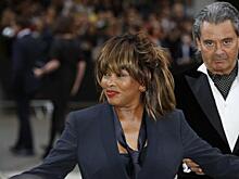 «Мир потерял огромный жемчуг»: звезды скорбят по Тине Тернер