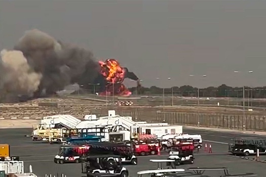 Индийский истребитель Tejas разбился на авиашоу в Дубае, катастрофу сняли на видео