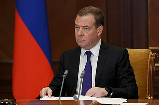 Медведев не исключил, что ЕС подогревает идею отторжения Финляндией части России